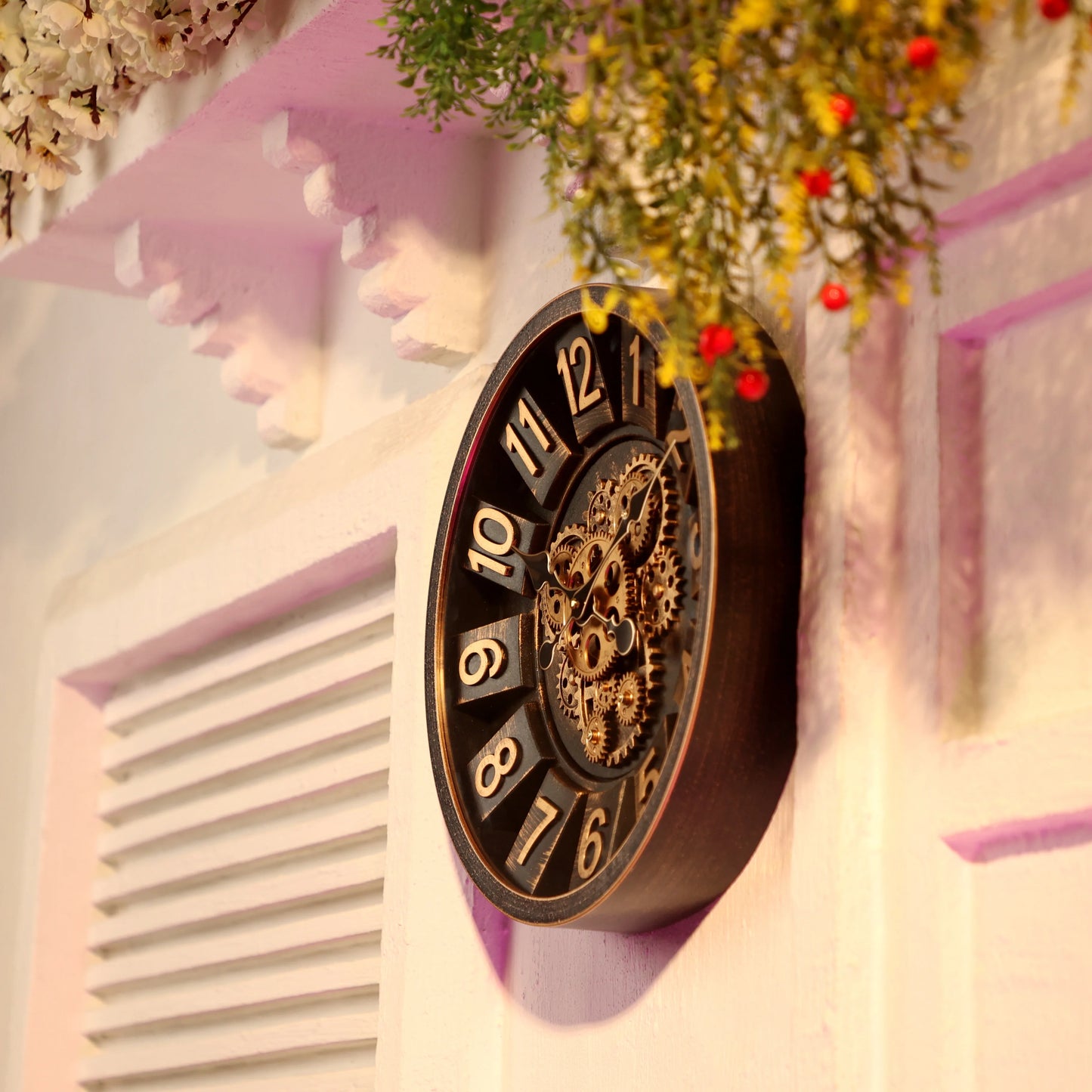 Imported Antique Style Moving Gear Clock 15 Inches